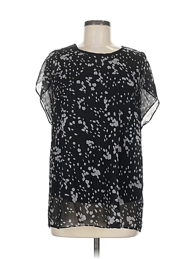 Click to view more detailed imagery on our partner's website Pre-owned Cabi Short Sleeve Blouse In Black