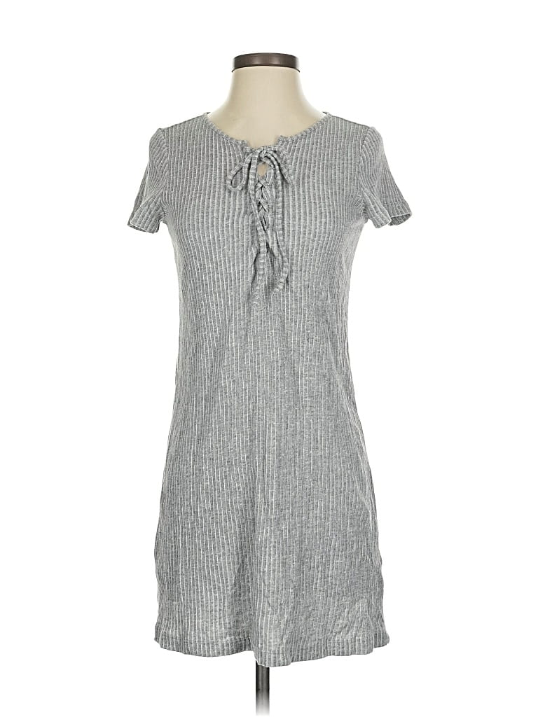 Pre-owned Roxy Casual Dress In Gray