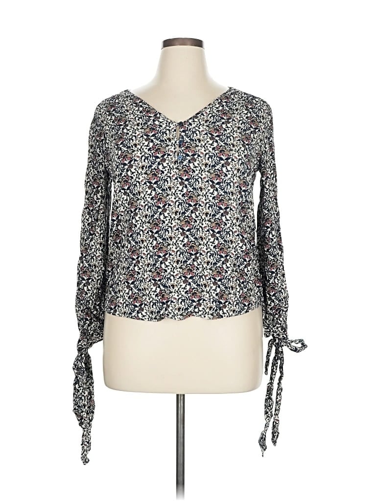 Pre-owned Hinge Long Sleeve Blouse In Gray