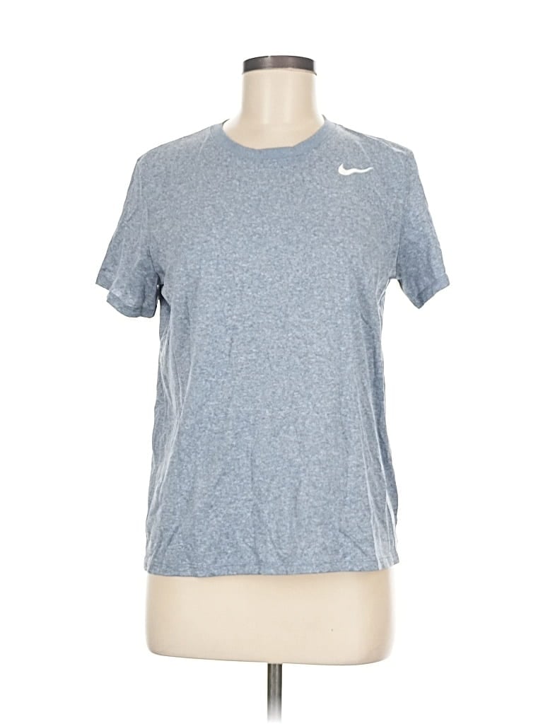 Pre-owned Nike Active T-shirt In Silver