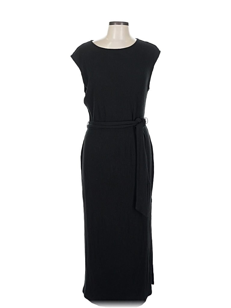 Click to view more detailed imagery on our partner's website Pre-owned Bar Iii Cocktail Dress In Black