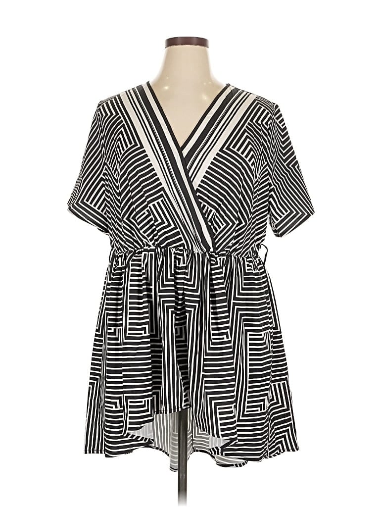 Pre-owned Bloomchic Casual Dress In Black