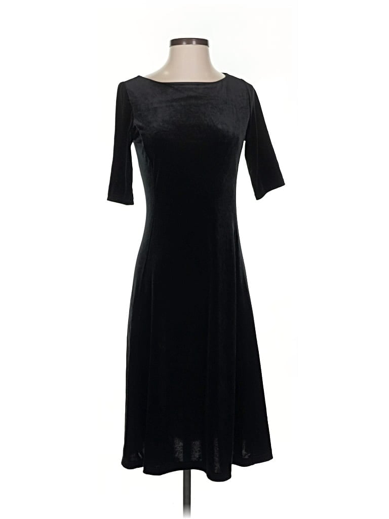 Click to view more detailed imagery on our partner's website Pre-owned Lands' End Casual Dress In Black