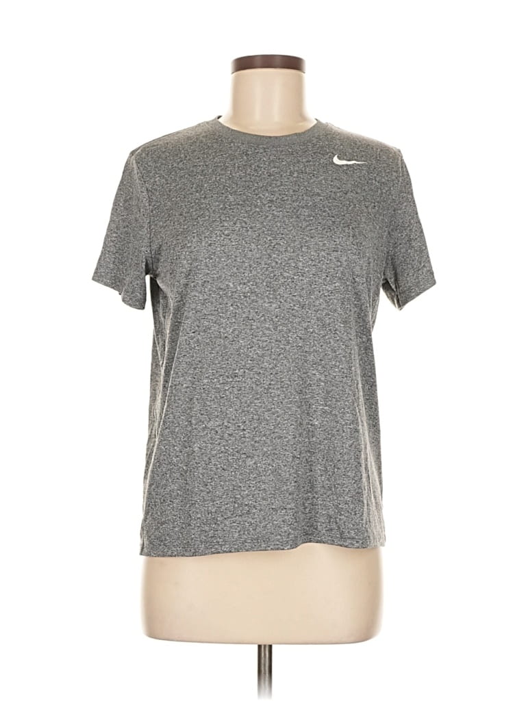 Pre-owned Nike Active T-shirt In Gray
