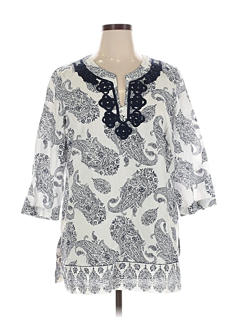 Click to view more detailed imagery on our partner's website Pre-owned Liz Claiborne 3/4 Sleeve Blouse In White