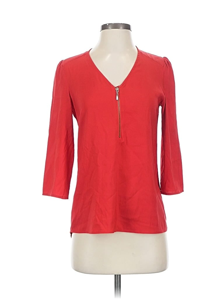 Click to view more detailed imagery on our partner's website Pre-owned Express 3/4 Sleeve Top Red V-neck Tops