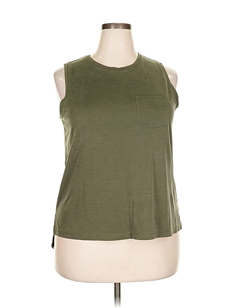 A NEW DAY Pre-owned Sleeveless T-shirt In Green