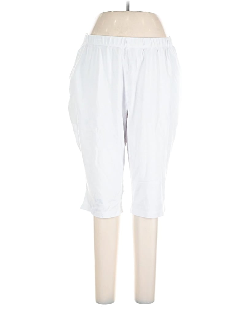 Click to view more detailed imagery on our partner's website Pre-owned Lands' End Casual Pants In White