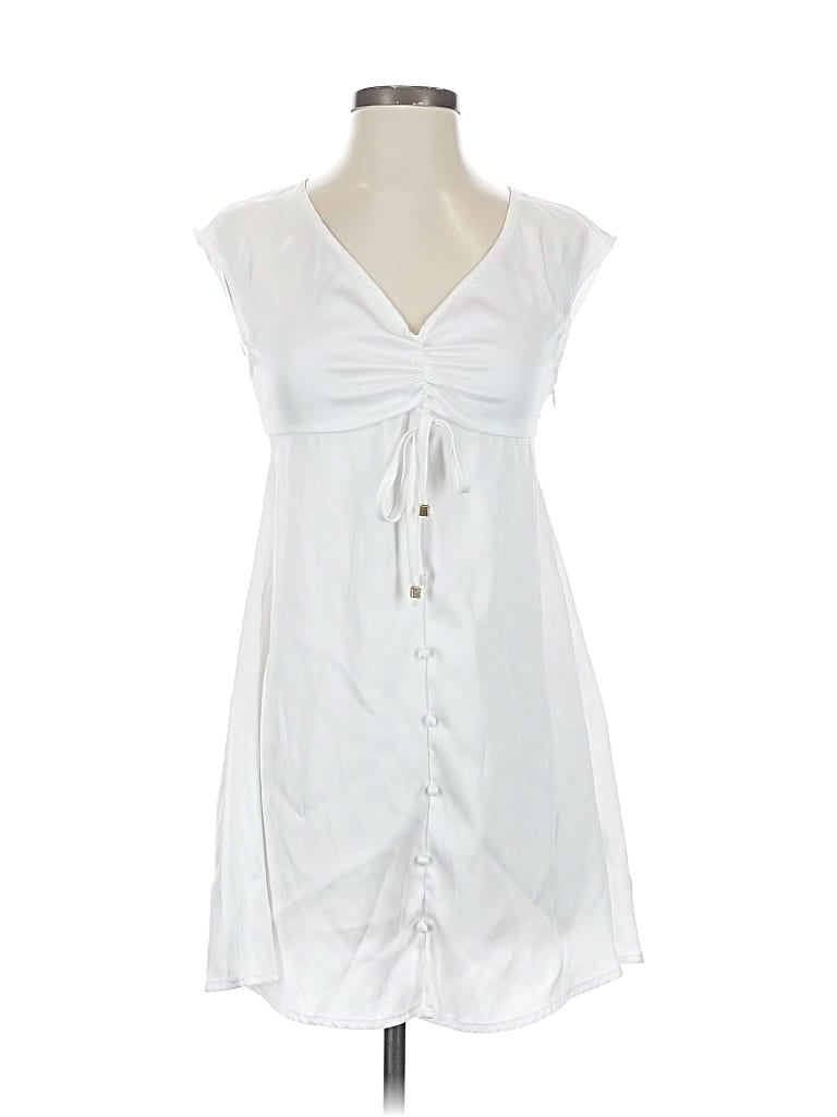 MISSGUIDED Pre-owned Casual Dress In White