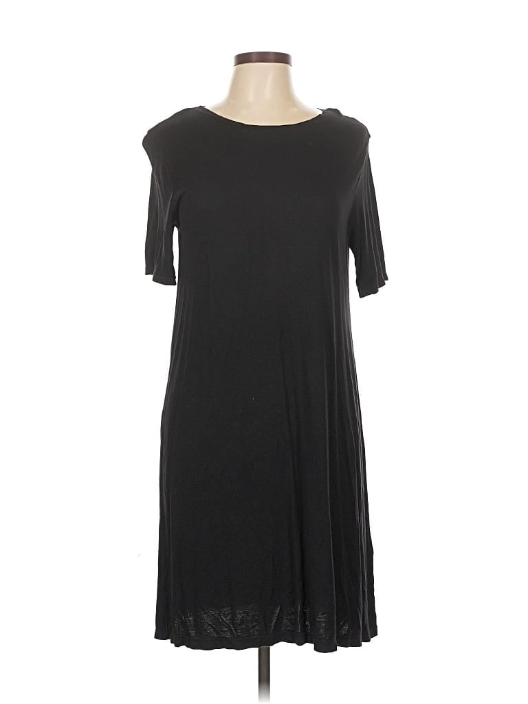 Pre-owned H&m Casual Dress In Black