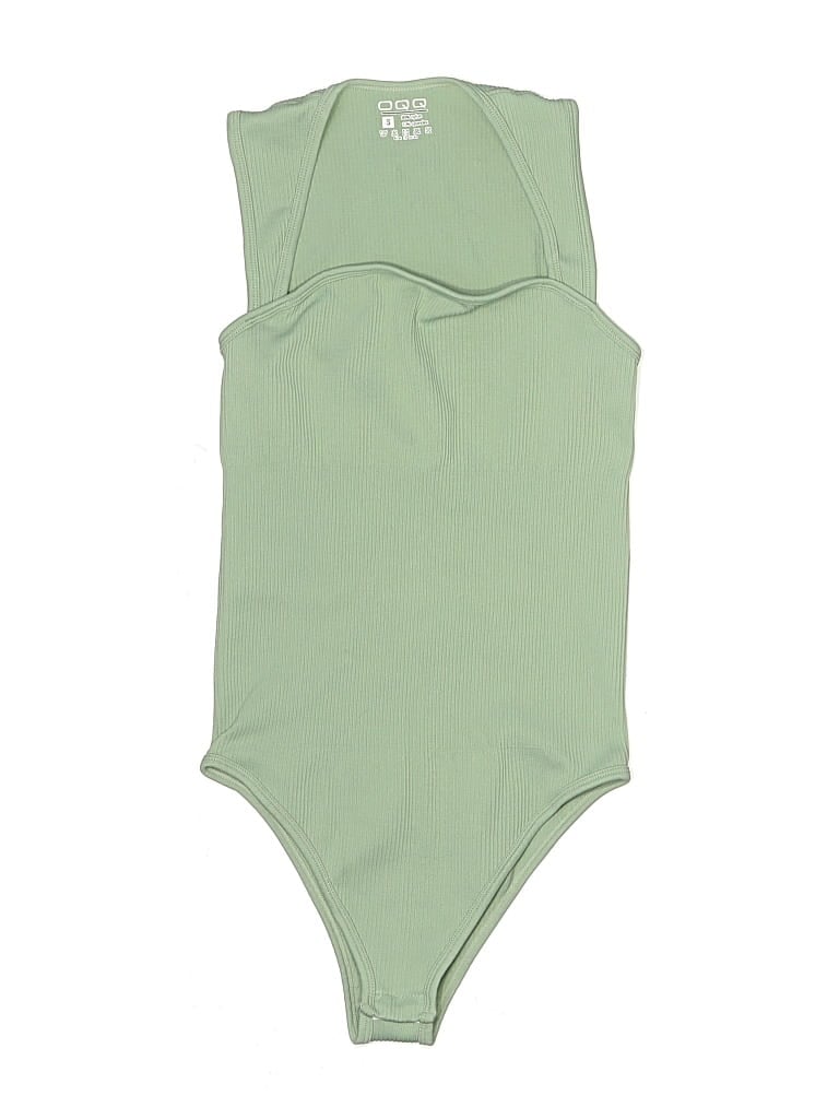 Pre-owned Oqq Bodysuit In Green