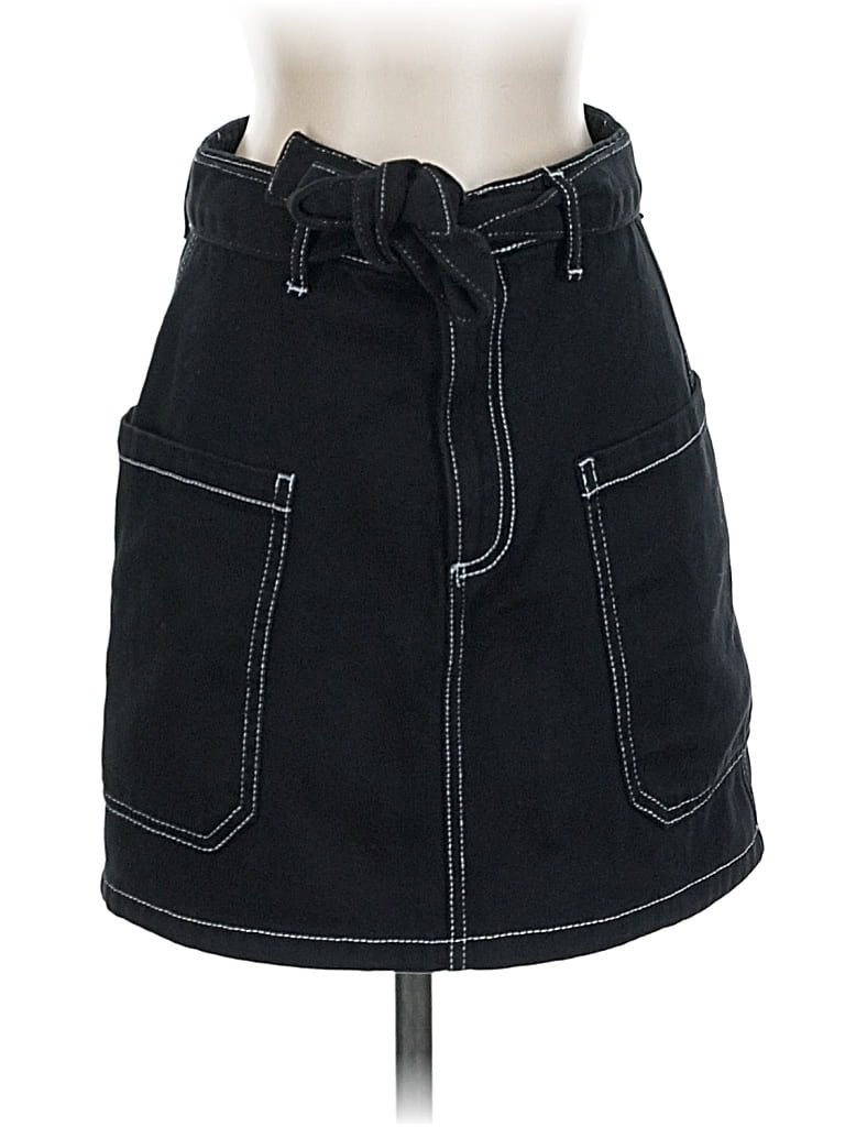 Pre-owned Stradivarius Denim Skirt In Black
