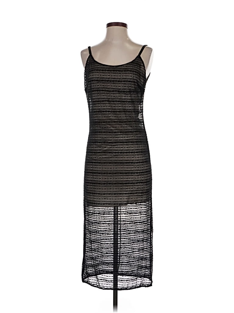 Click to view more detailed imagery on our partner's website Pre-owned Alice And Olivia Alice + Olivia Cocktail Dress In Black