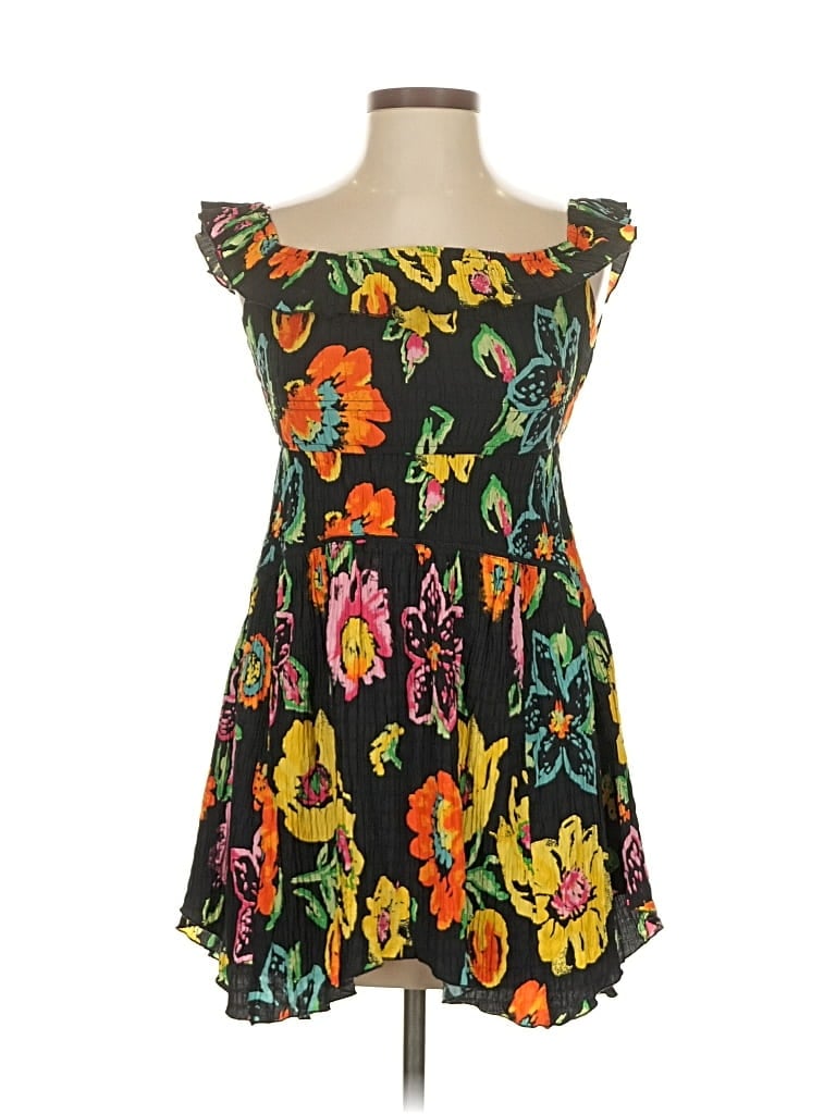 Pre-owned Urban Outfitters Casual Dress In Black