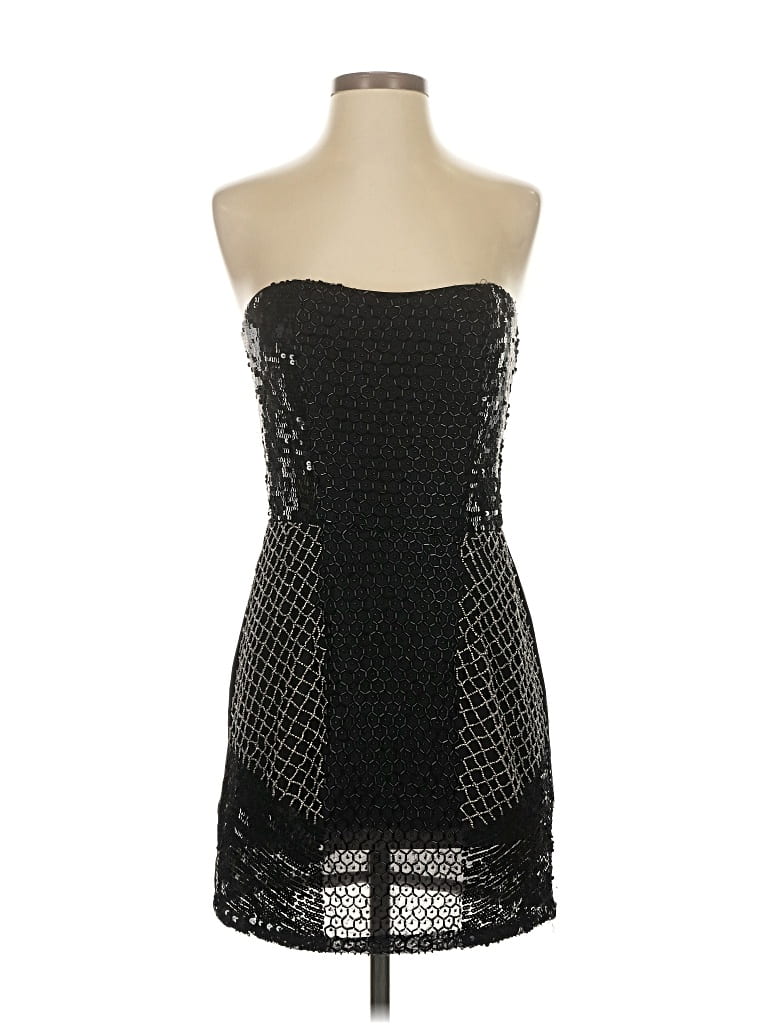 Pre-owned Black Cocktail Dress In