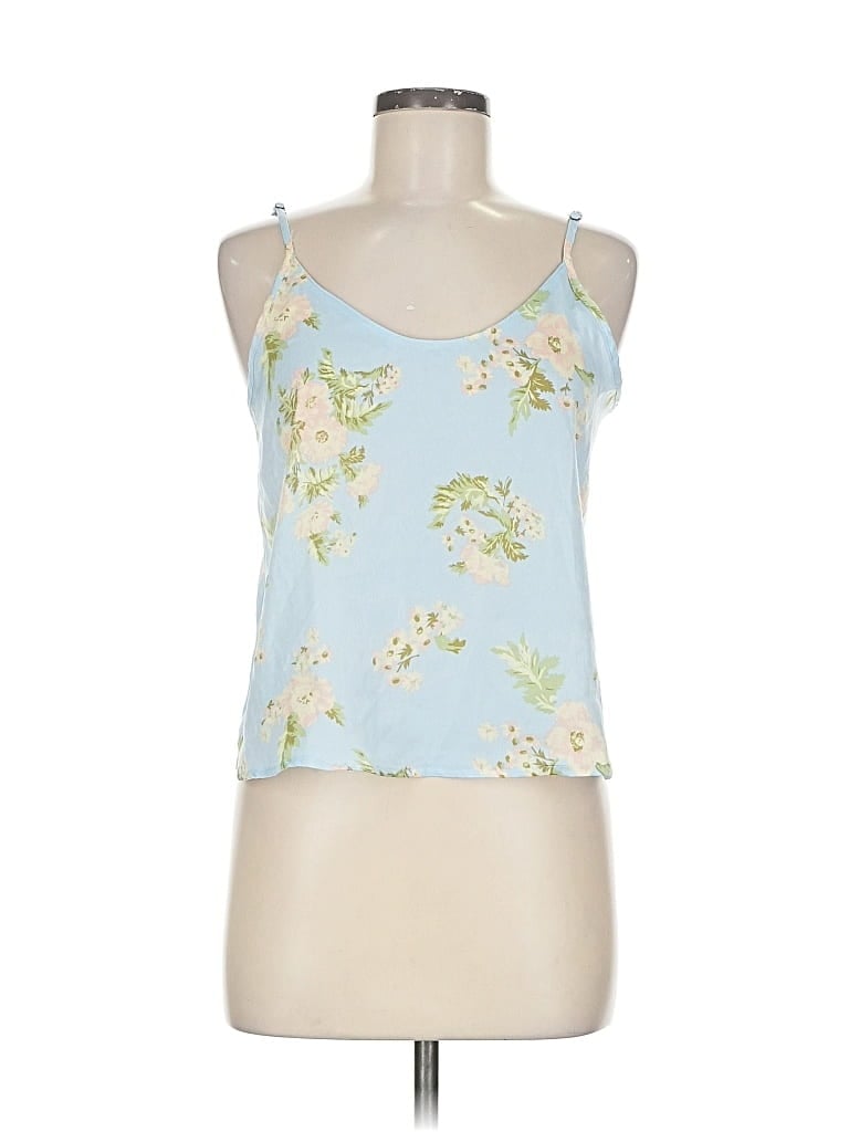 Click to view more detailed imagery on our partner's website Pre-owned Abound Sleeveless Top Blue Halter Neckline Tops