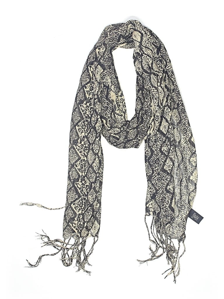 Click to view more detailed imagery on our partner's website Pre-owned Unbranded Scarf In Black