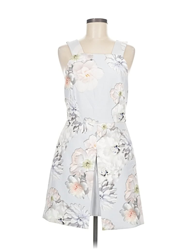 Pre-owned Finders Keepers Casual Dress In Gray