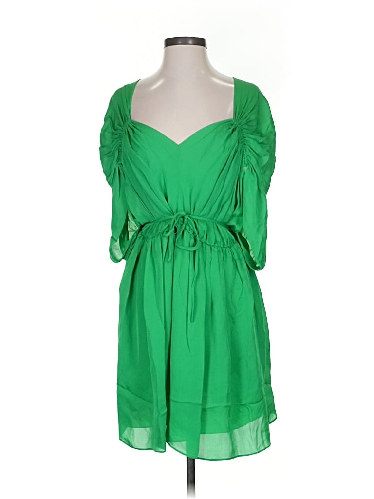 Click to view more detailed imagery on our partner's website Pre-owned Halston Heritage Cocktail Dress In Green