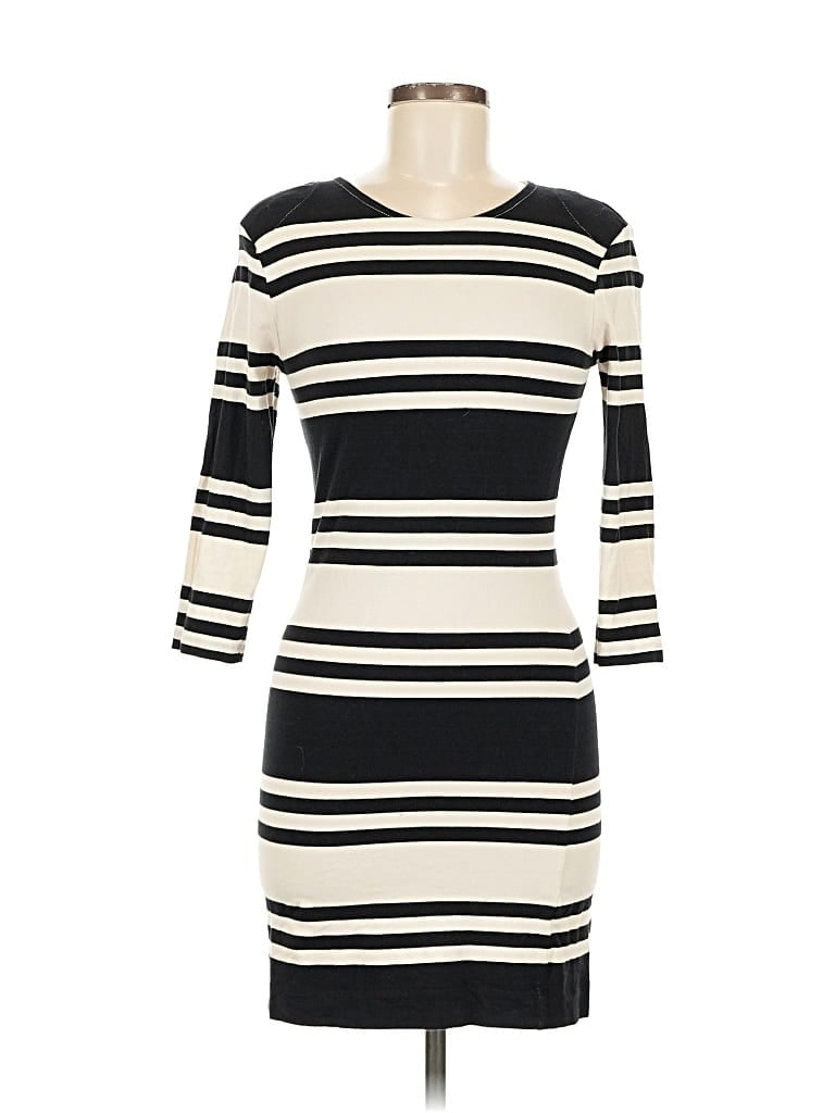 Click to view more detailed imagery on our partner's website Pre-owned French Connection Casual Dress In White