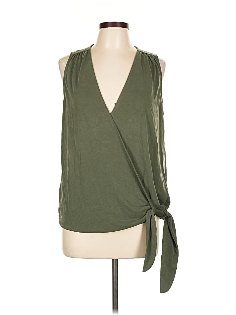 Pre-owned Banana Republic Sleeveless Blouse In Green