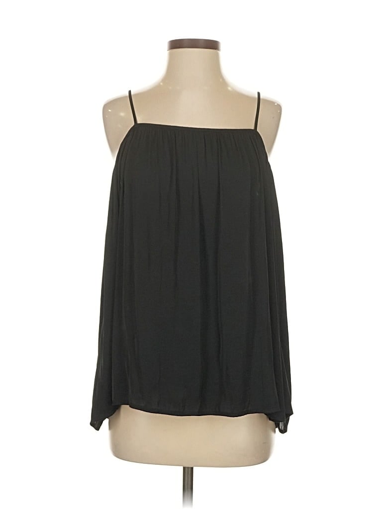 Pre-owned Vince Camuto Sleeveless Blouse In Black
