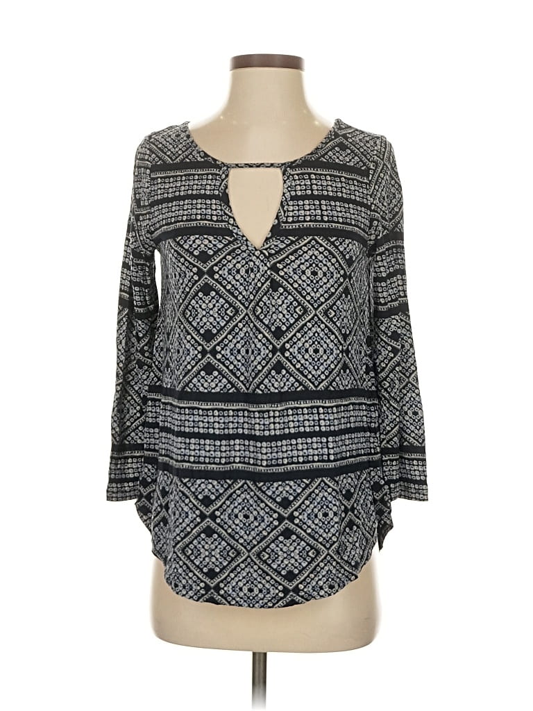 Click to view more detailed imagery on our partner's website Pre-owned Lucky Brand 3/4 Sleeve Blouse In Gray