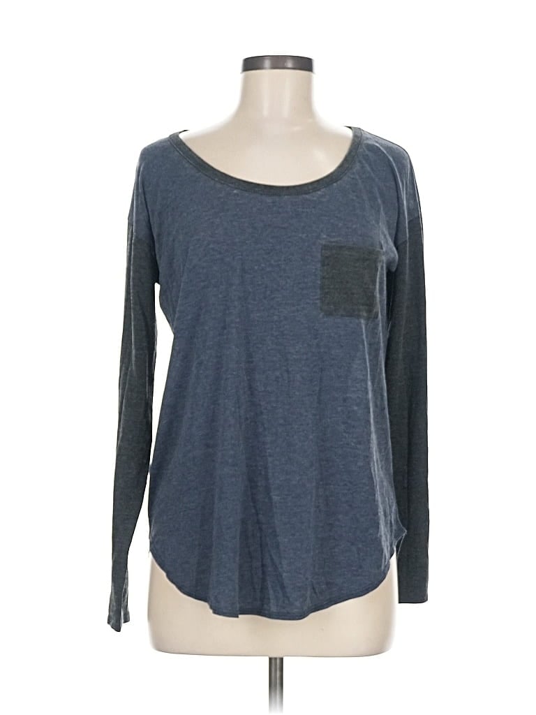 Click to view more detailed imagery on our partner's website Pre-owned Chaser Long Sleeve T-shirt In Gray