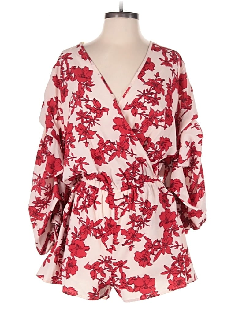 Click to view more detailed imagery on our partner's website Pre-owned Umgee Romper In Red