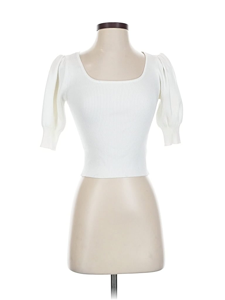 Click to view more detailed imagery on our partner's website Pre-owned Celebrity Pink Short Sleeve Top White Sweetheart Neckline Tops
