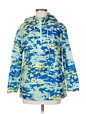 Kai-aakmann Raincoat (view 1)