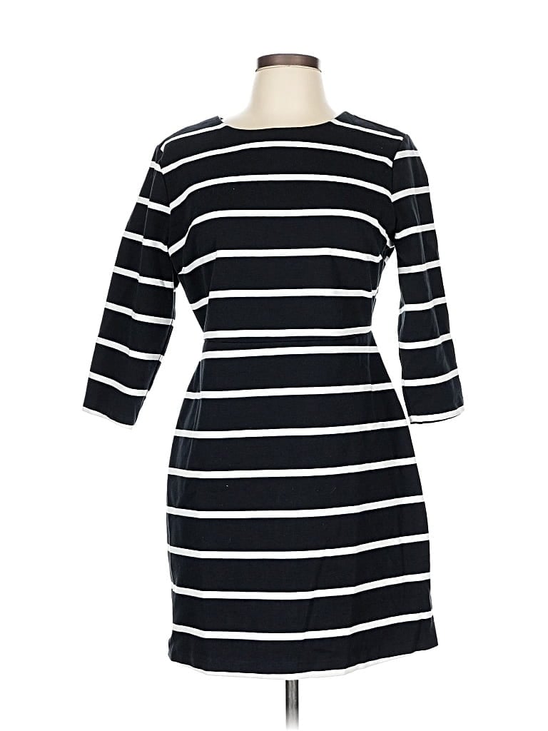 Pre-owned Old Navy Casual Dress In Black