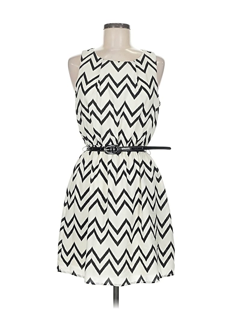 PINK OWL Pre-owned Casual Dress In White