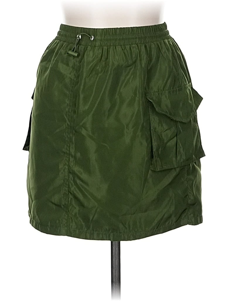 Click to view more detailed imagery on our partner's website Pre-owned New Look Casual Skirt In Green