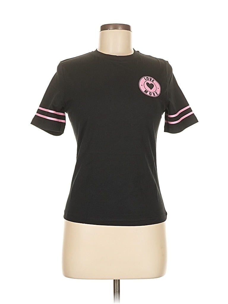 Pre-owned 2 To 5 Designs Short Sleeve T-shirt In Black