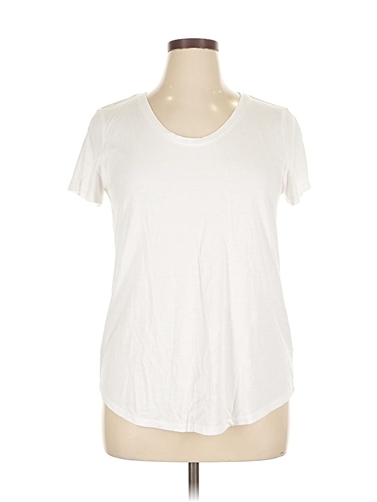 Pre-owned A.n.a. A New Approach Short Sleeve T-shirt In White