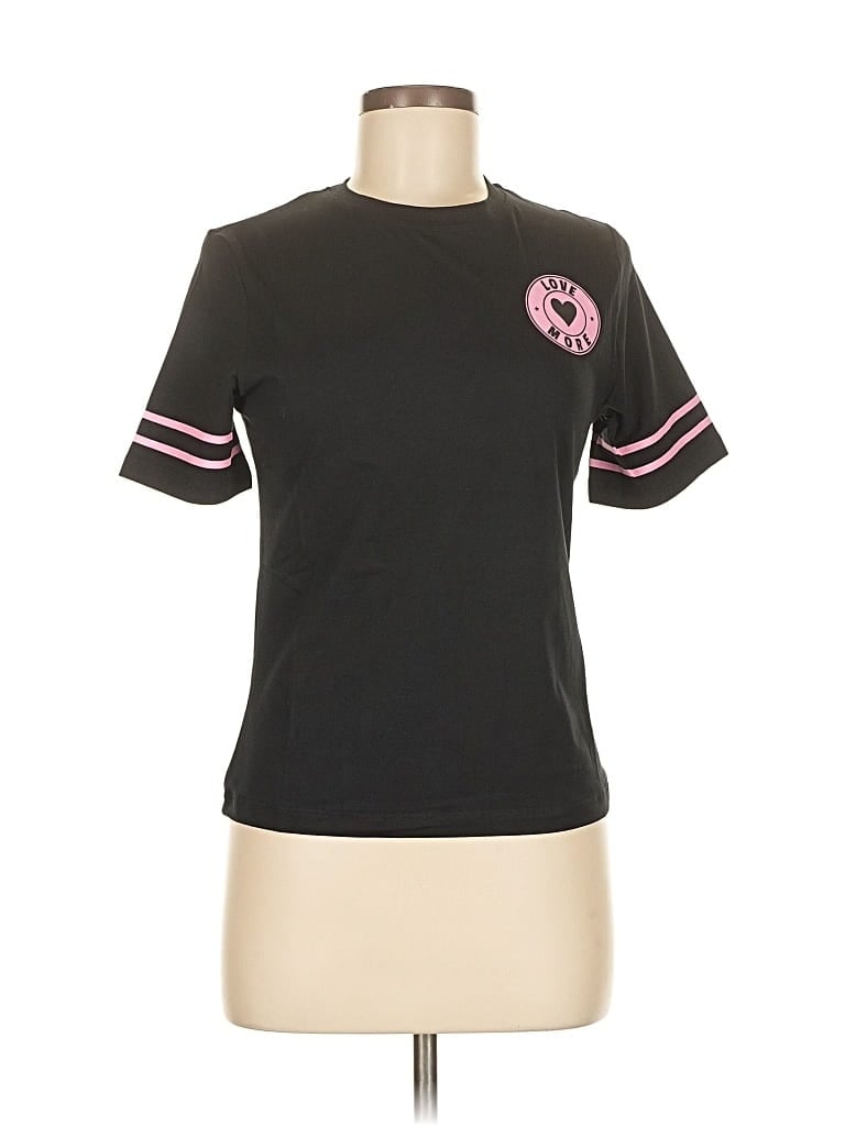 Pre-owned 2 To 5 Designs Short Sleeve T-shirt In Black