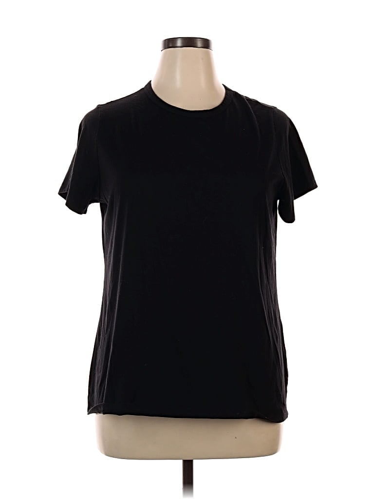 Pre-owned Torrid Active T-shirt In Black