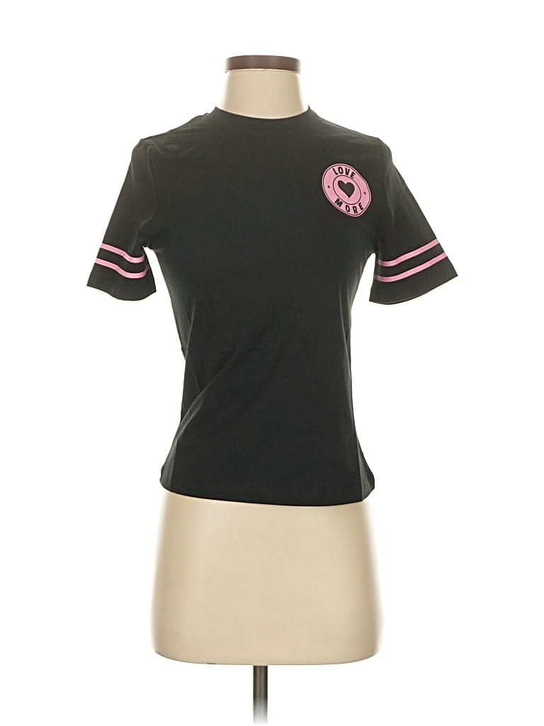 Pre-owned 2 To 5 Designs Short Sleeve T-shirt In Black