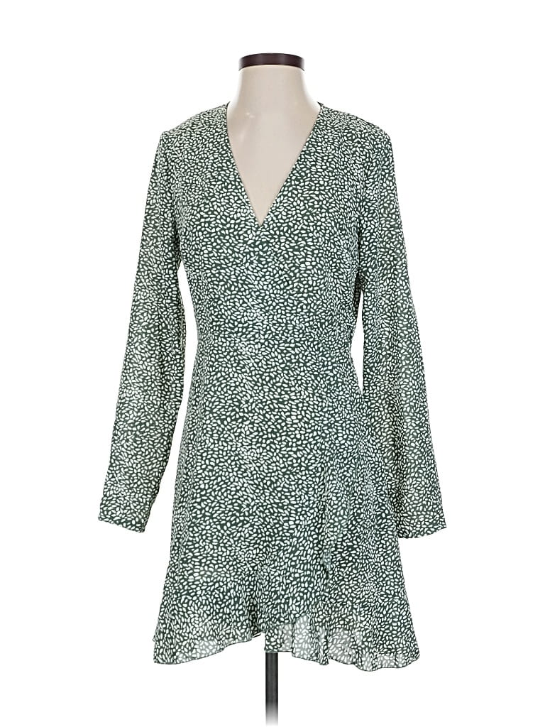 MISSGUIDED Pre-owned Casual Dress In Green