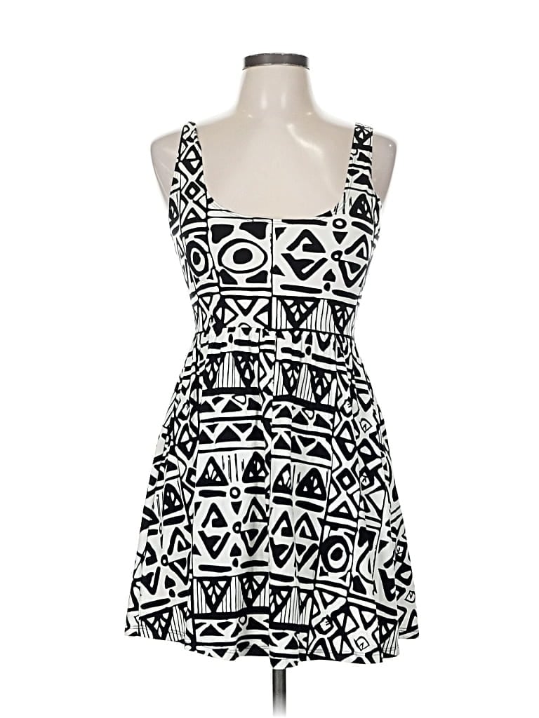 Click to view more detailed imagery on our partner's website Pre-owned Timing Casual Dress In Black