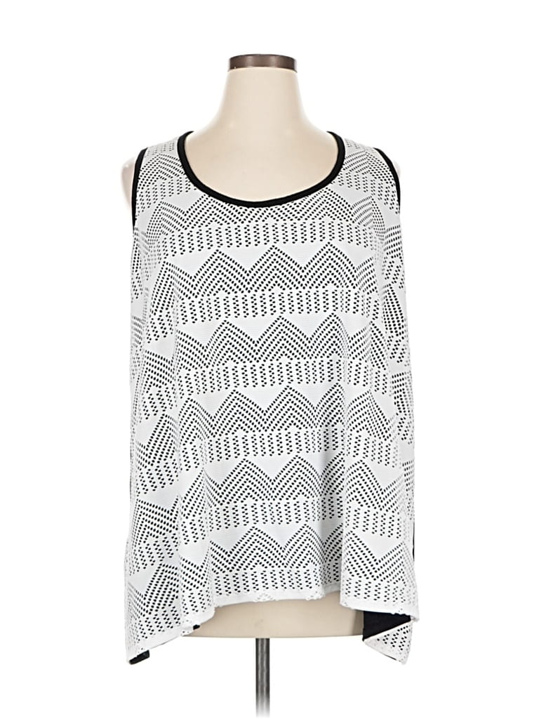 Pre-owned Karen Kane Tank Top Silver Chevron/herringbone Pattern Cold Shoulder Neckline Tops