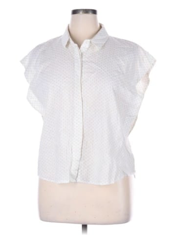 a.n.a. A New Approach Sleeveless Button-Down Shirt (view 1)