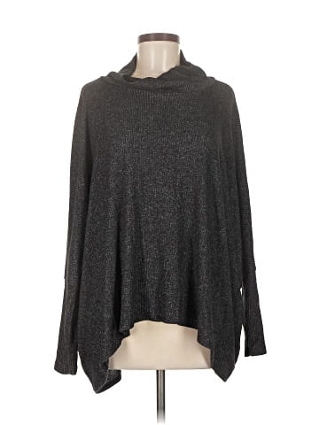 Self Contrast Poncho (view 1)