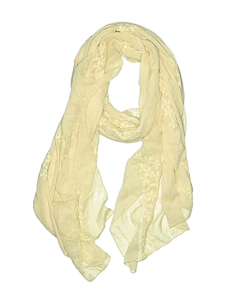 UNBRANDED Pre-owned Scarf In White