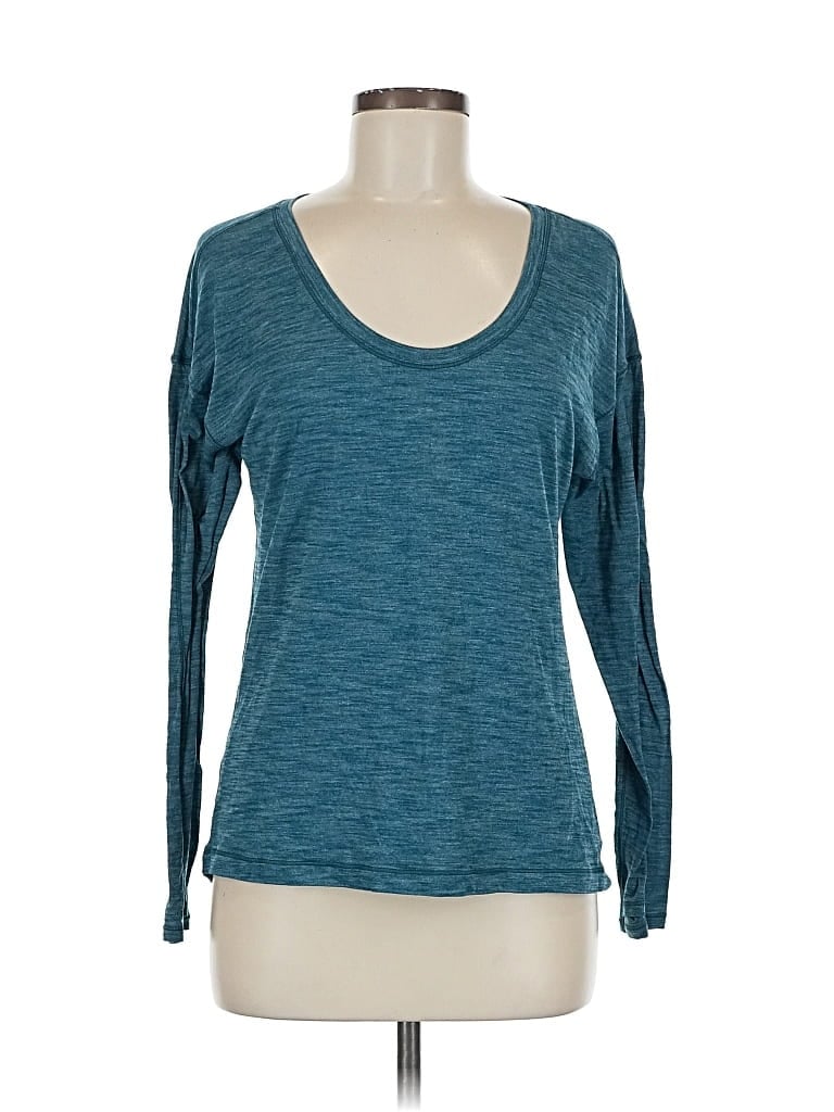 Pre-owned Lululemon Athletica 3/4 Sleeve T-shirt In Blue