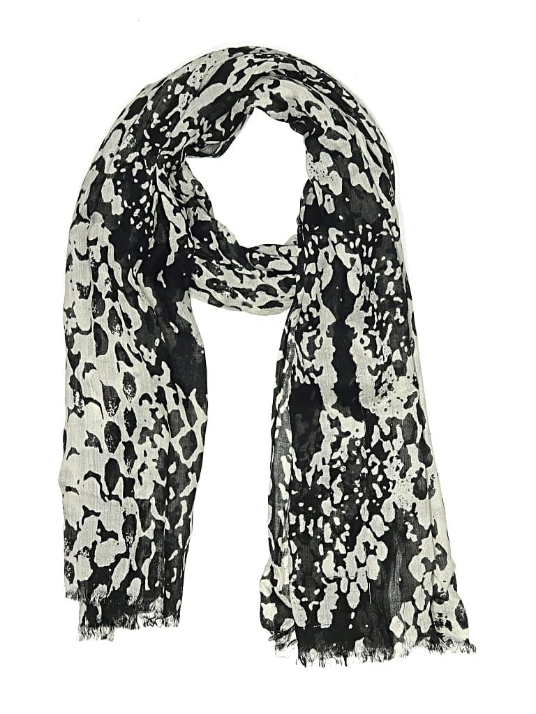 Click to view more detailed imagery on our partner's website Pre-owned Unbranded Scarf In White