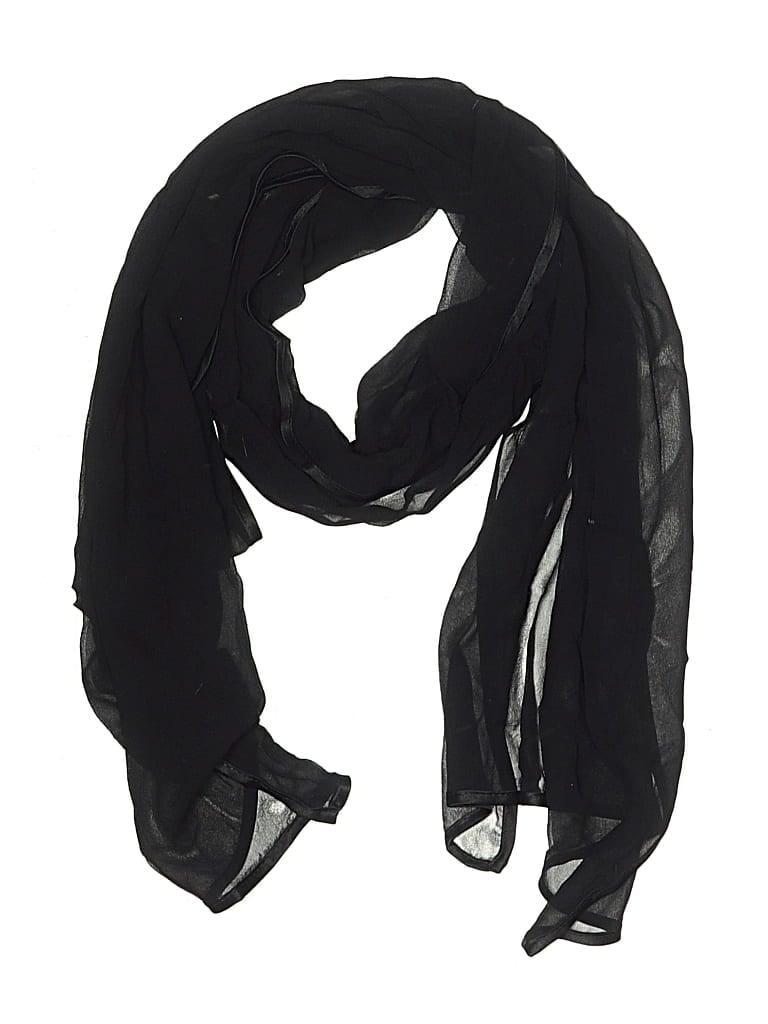 UNBRANDED Pre-owned Scarf In Black