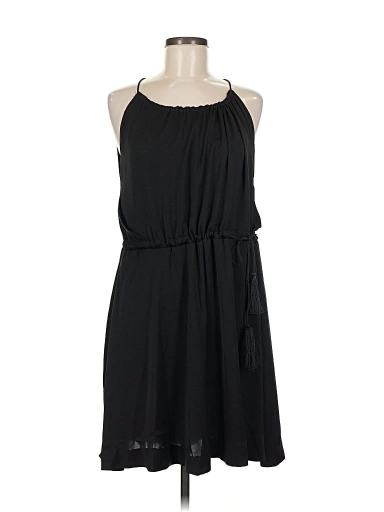 Click to view more detailed imagery on our partner's website Pre-owned H&m Casual Dress In Black