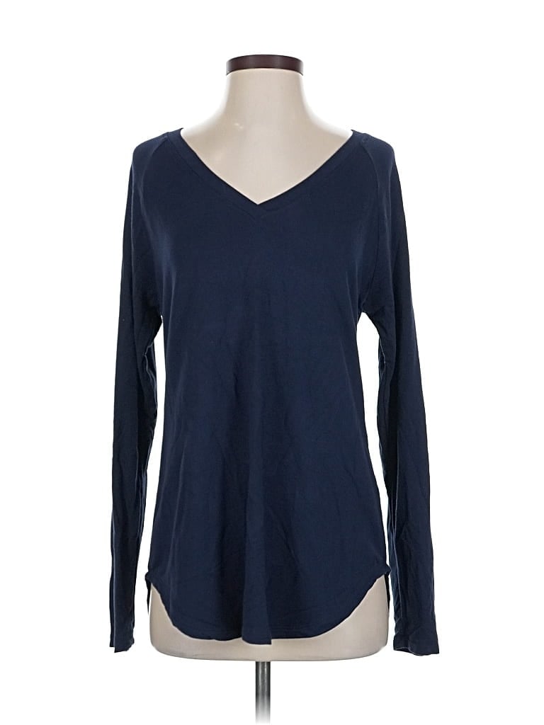 Click to view more detailed imagery on our partner's website Pre-owned Cabi Long Sleeve T-shirt In Blue